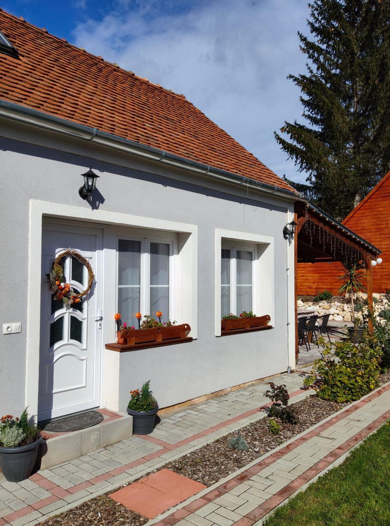 Borostyankut Wellness Home Bakonybél מראה חיצוני תמונה